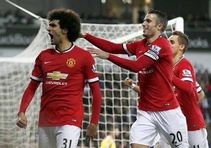 参加游泳课 参加游泳课